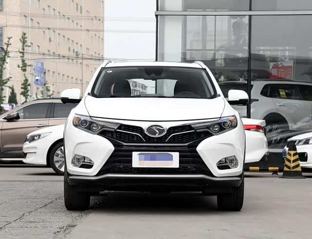 传祺gs4和东南dx7的外观都很美观,但东南dx7更具韵味