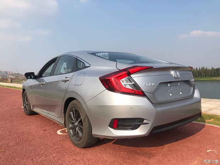 十代思域圣辉银提车低调帅气有个性完美哈哈哈