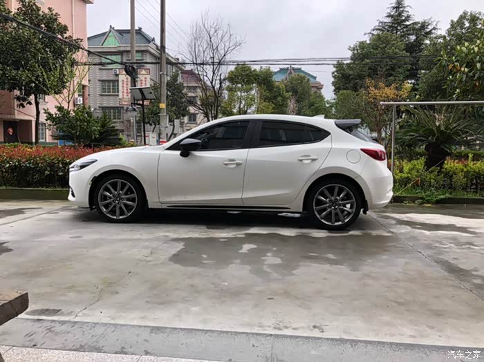 【图】两厢尾翼_马自达3 昂克赛拉论坛_汽车之家论坛