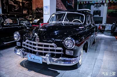 这台车前苏联建造嘎斯m12吉姆1948年5月前苏联莫洛托夫汽车制造厂接到