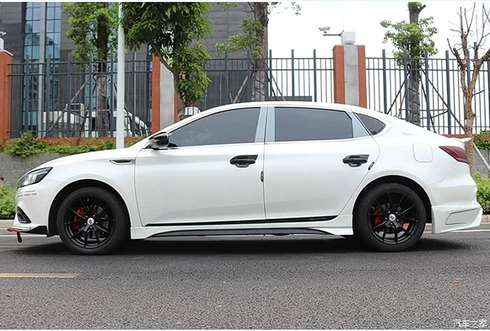 名爵白改装大家看看效果如何