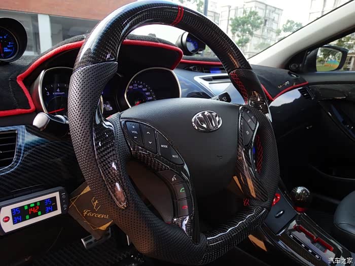 台湾的朗动改装风格跟内饰