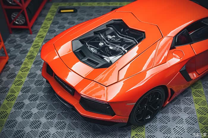 模述car永不言败的大牛兰博基尼aventadorlp7004模型欣赏