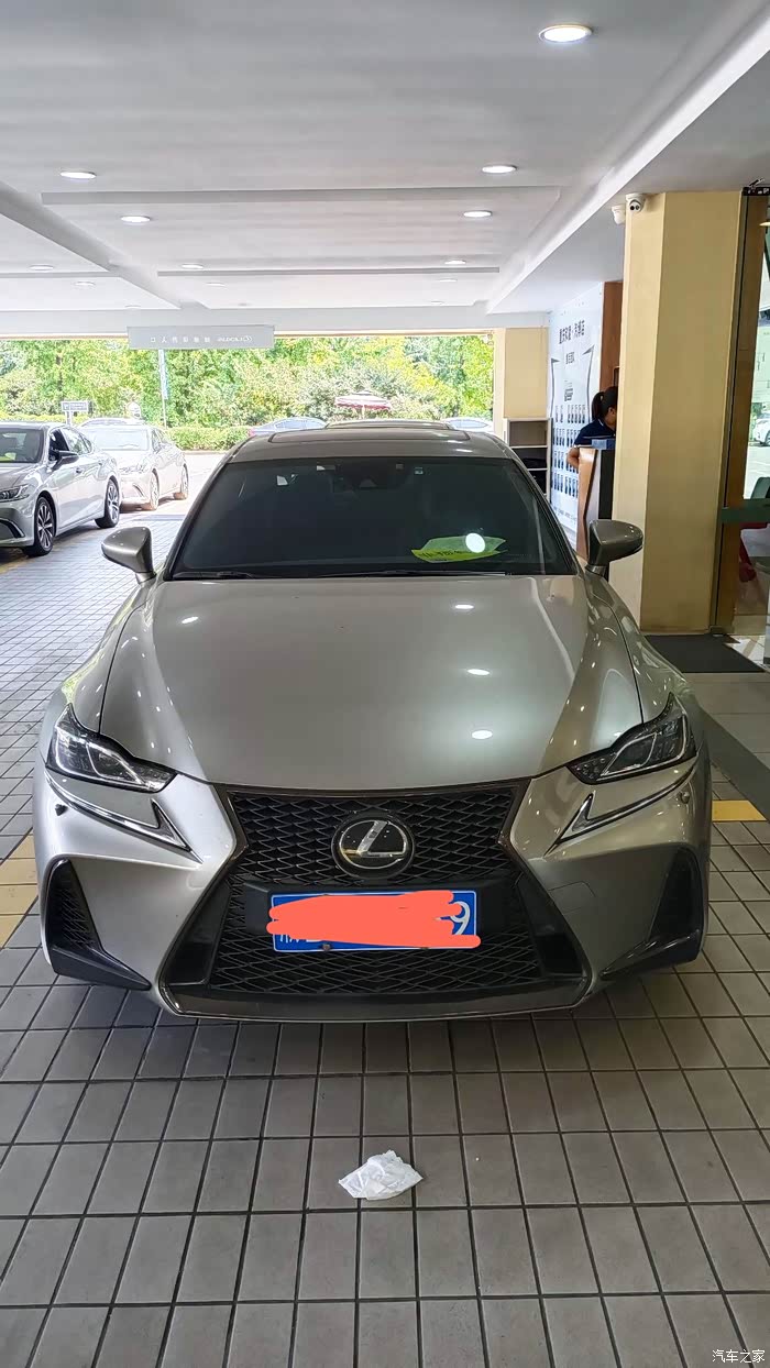 重庆出17款is300f