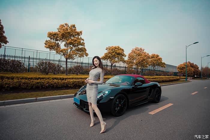 提车保时捷718boxster虽然有一些小遗憾总体还是很满意