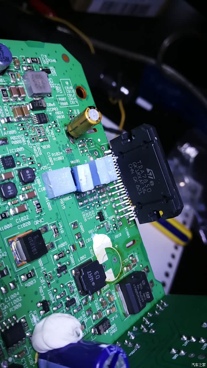 德赛西威187a更换功放芯片过程