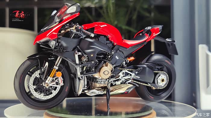 田宫(14140) 1:12 杜卡迪superleggera帕尼加尔v4