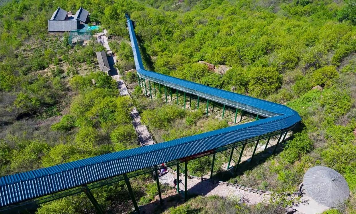 三泉湖是伏羲山旅游区最大的自然风景区!