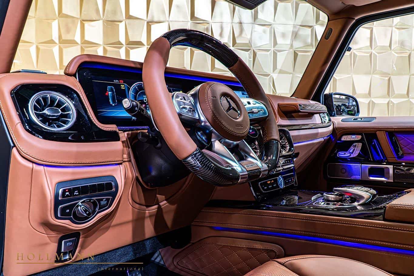 奔驰g63 amg g800,橄榄绿车漆非常美啊