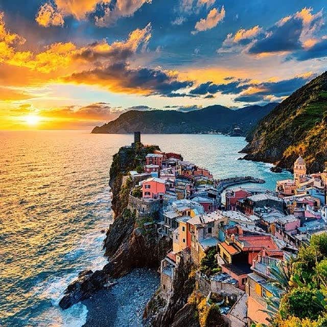 意大利的海边风景依旧如此,美丽而又安静.