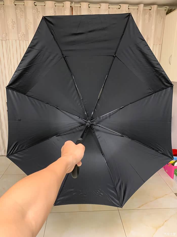 领克配套的绅士大雨伞已入手