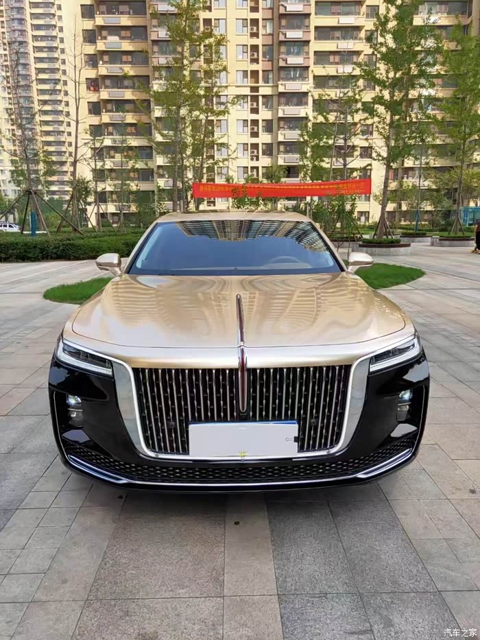 出售2021年一月份上牌红旗h9