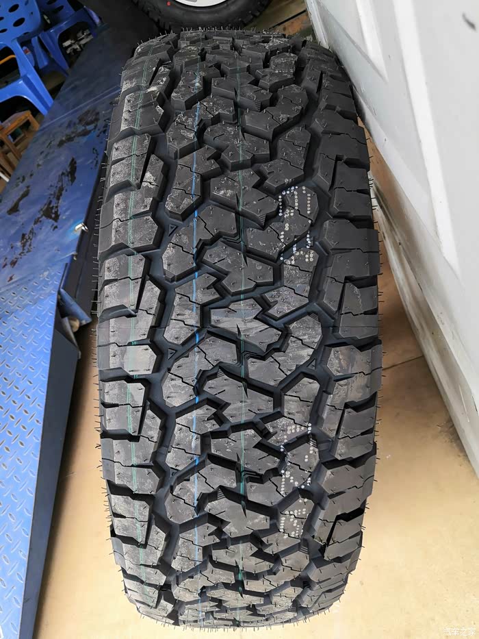 科马仕cf1100新战靴