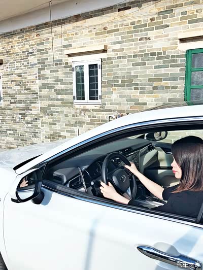 【欢天喜地迎新春】鞭炮响,满地红,絮絮烟火,带