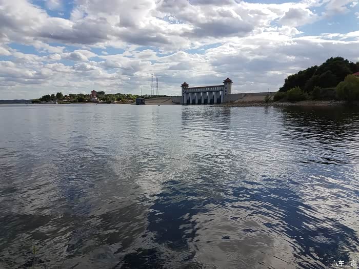 碧波荡漾美丽四平二龙湖