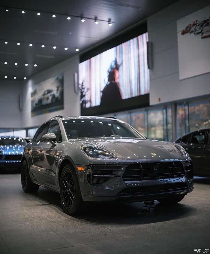 保时捷macangts火山灰涂装