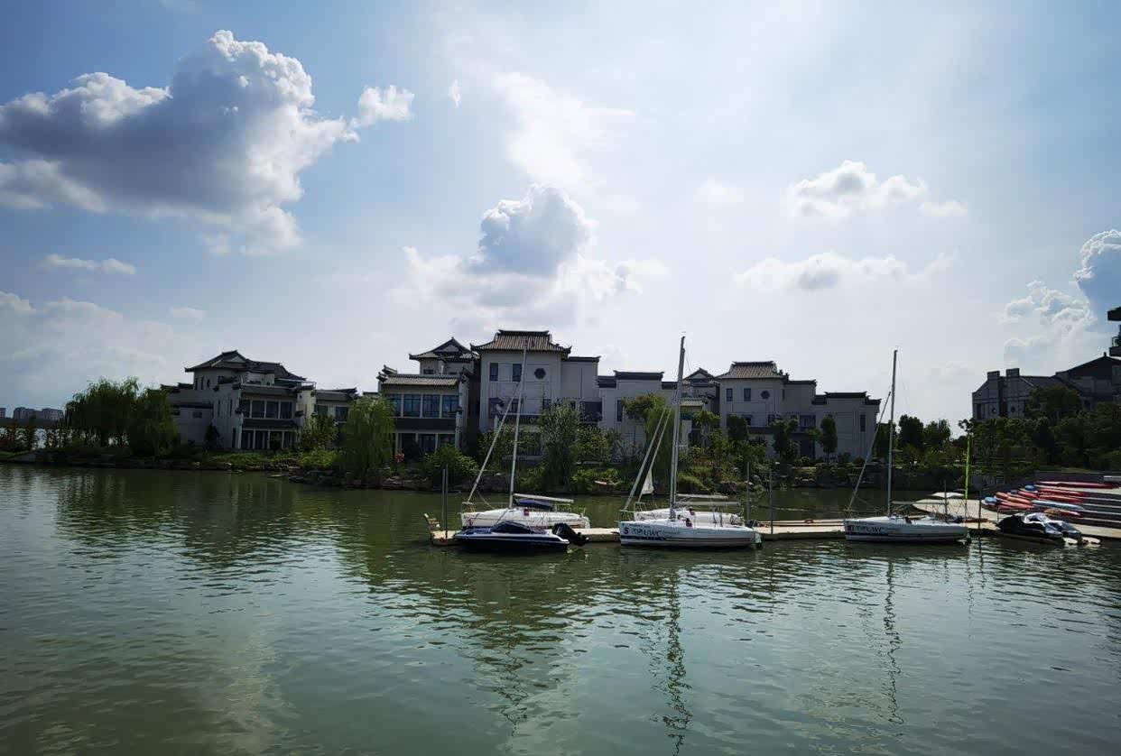 美丽的昆承湖畔休闲好去处