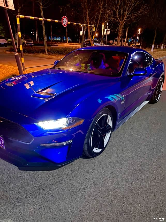 出售美规18款蓝色野马