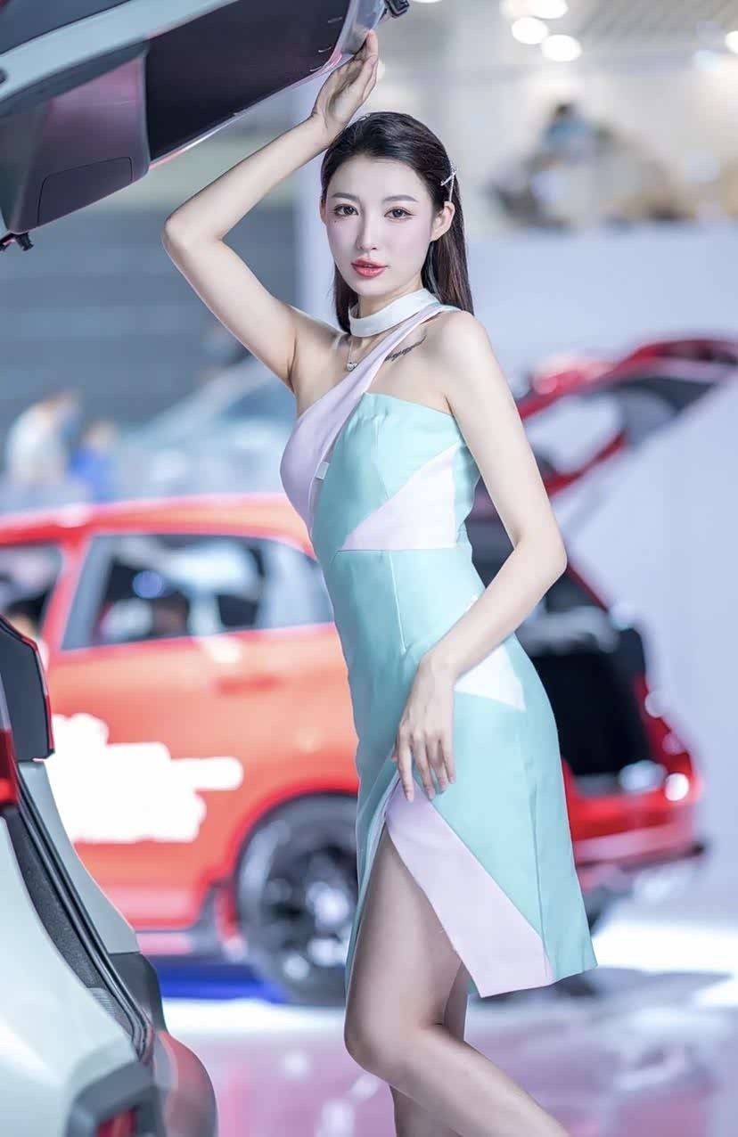 2020北京车展现场实拍车模小姐姐系列4