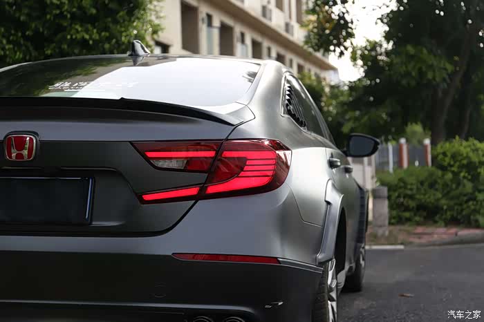 十代雅阁升级天使led尾灯改装篇