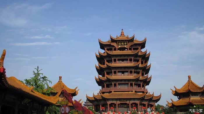 驾小七游玩(黄鹤楼)