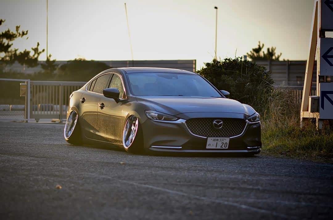 水泥灰涂装,气质不凡的阿特兹.