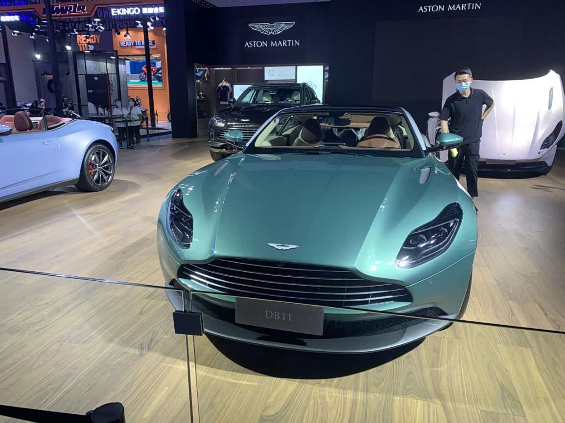 阿斯顿·马丁携db11现身2020成都国际车展,具显灵动气质