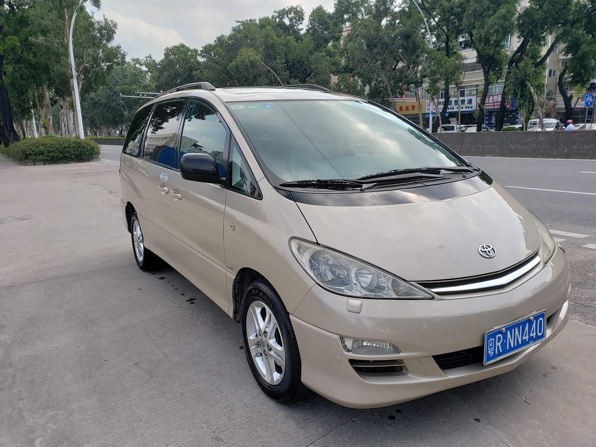 2004款进口丰田大霸王