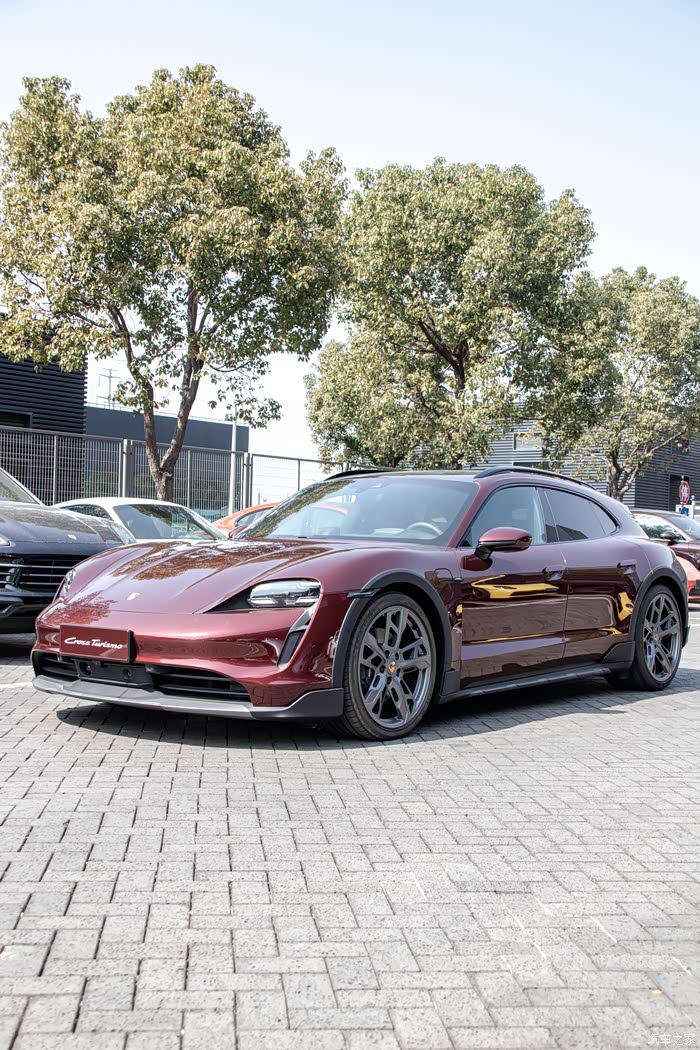 保时捷taycancrossturismo国内首次亮相带你深度品析了解