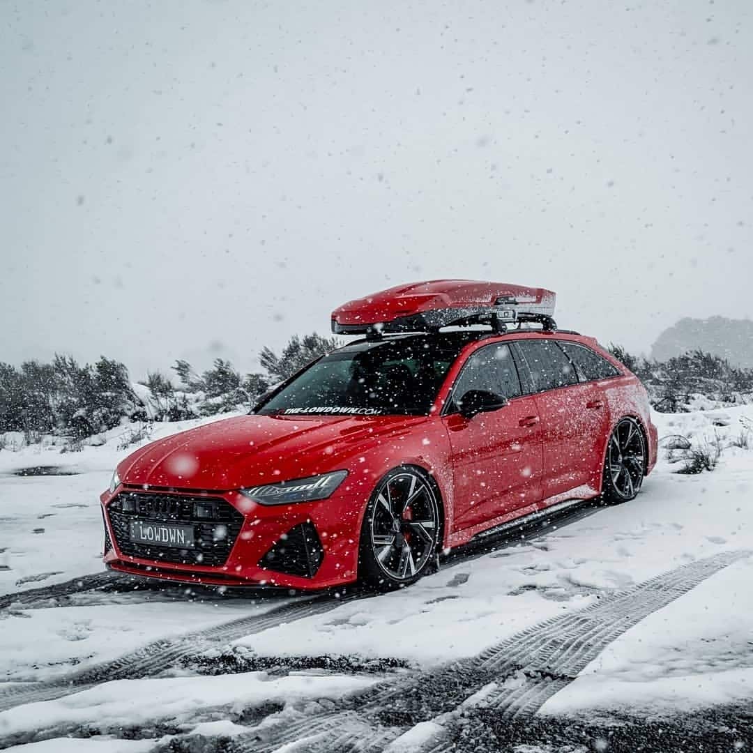 奥迪rs8诱人的红色帅气可爱