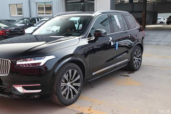 【图】搭配上"雷神之锤"led大灯后,凸显出了十足运动既视感_沃尔沃