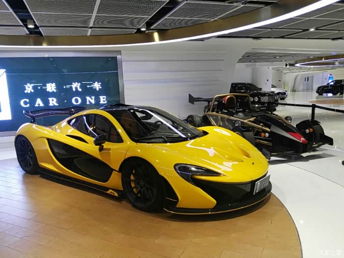 探访北京银泰中心2个亿的名车行