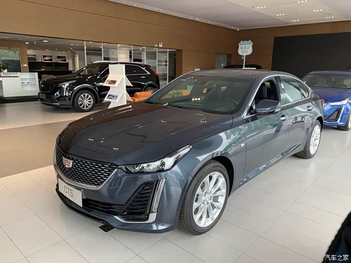ct5豪华昨天提车低调的水墨灰