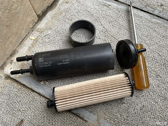 解剖一个2w公里换下来的汽油滤芯
