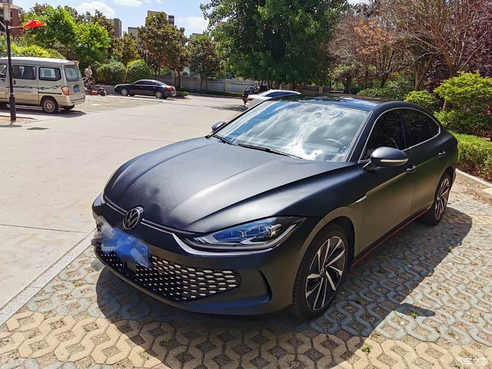 凌渡l贴膜磨砂黑