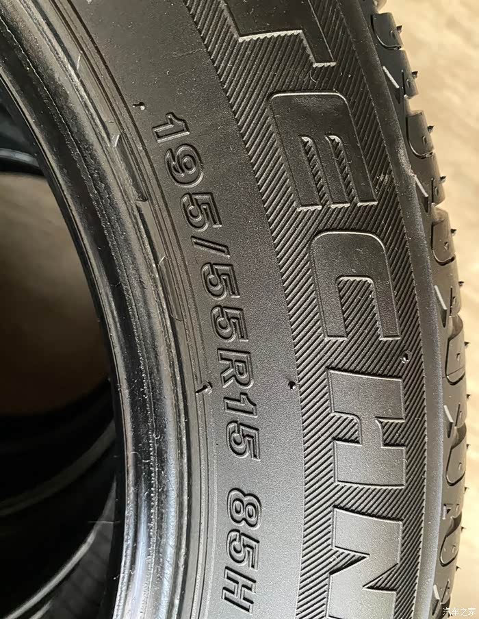 出 邓禄普 195 55/r15 轮胎