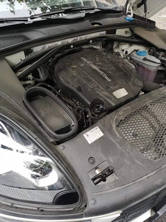 986 | 回复: 11 奥迪q5/q5l论坛 你们机油盖子处有油渍吗,不妨试试我