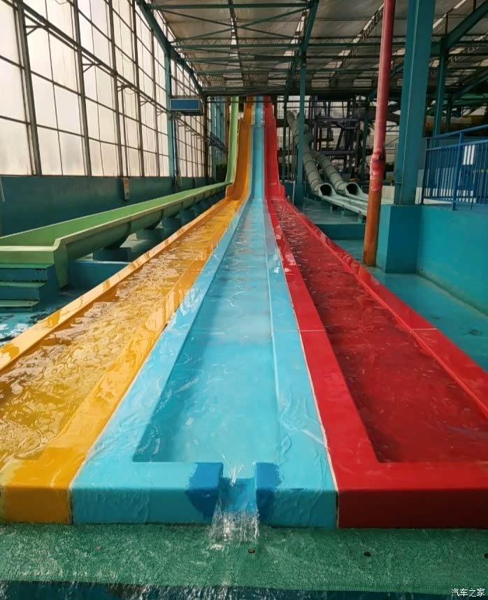 唐山绿洲水上乐园