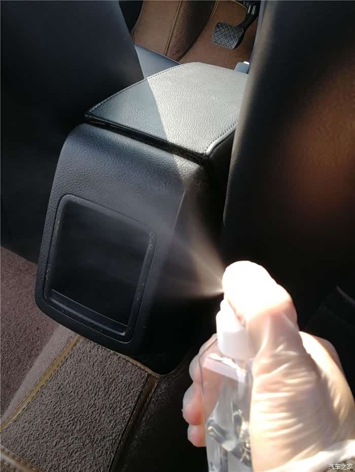 车.生活,一起战役】给座驾内饰消消毒,消灭新型冠状病毒!