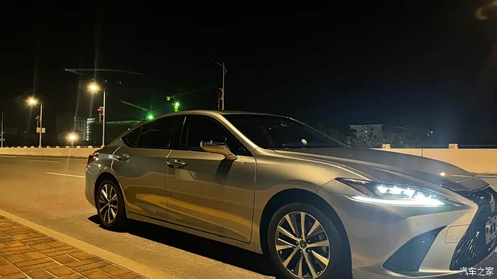 出雷克萨斯es20款17寸轮毂