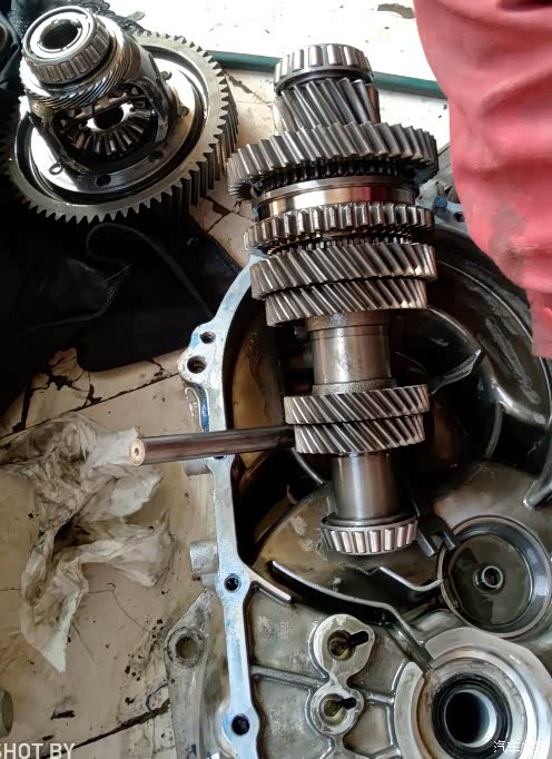 困扰6年的松离合咣当声和1800转左右的加速电焊声解决了