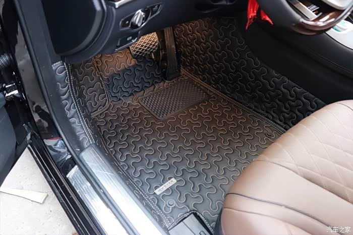 迈腾b8l有哪位同学觉得自己的脚垫非常完美的呀?