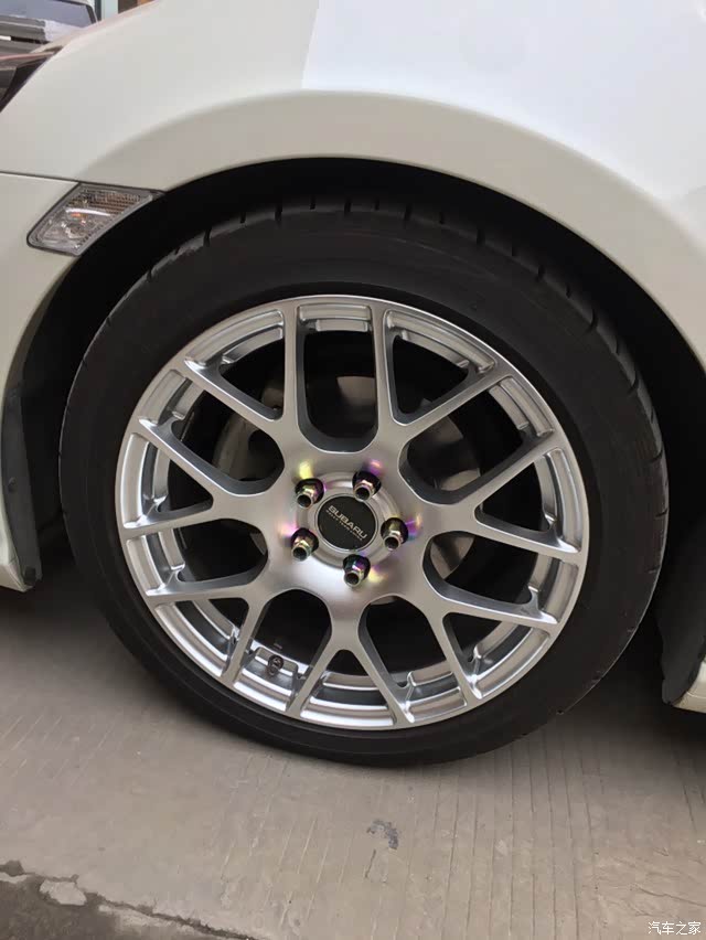 出17寸雅泛迪n936