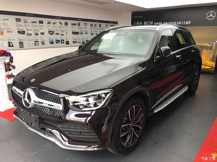 一波三折2020款glc300动感红宝石黑提车作业多图申精