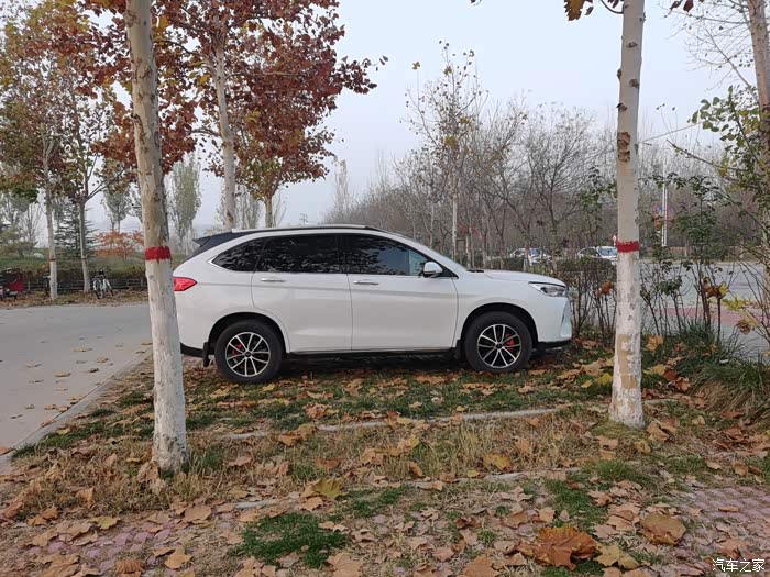 为高颜值的哈弗m6plus进行轮毂改装