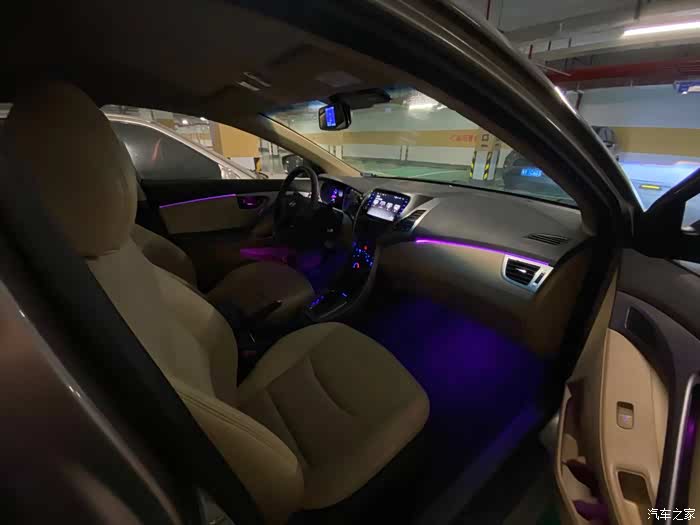 现代朗动升级亚克力氛围灯定制款18光源,64色氛围灯!