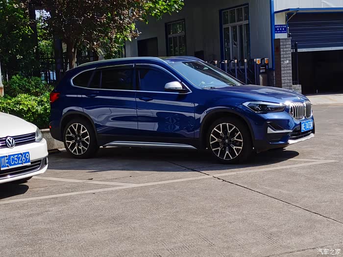 【图】闲着无聊,发个帖子吧,21改款尊享神秘灰x1,喜欢这个色的看_宝马