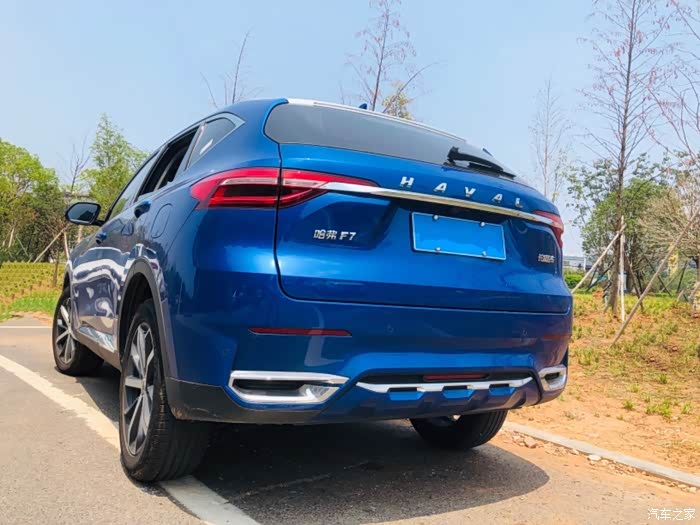 蓝色的哈弗f7真是越看越喜欢