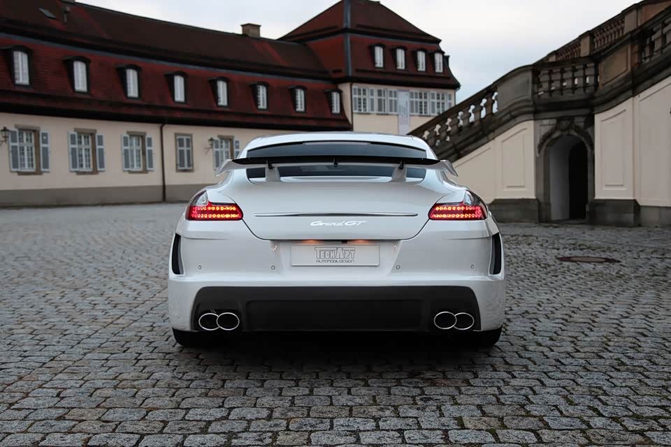 金刚芭比泰卡特t9