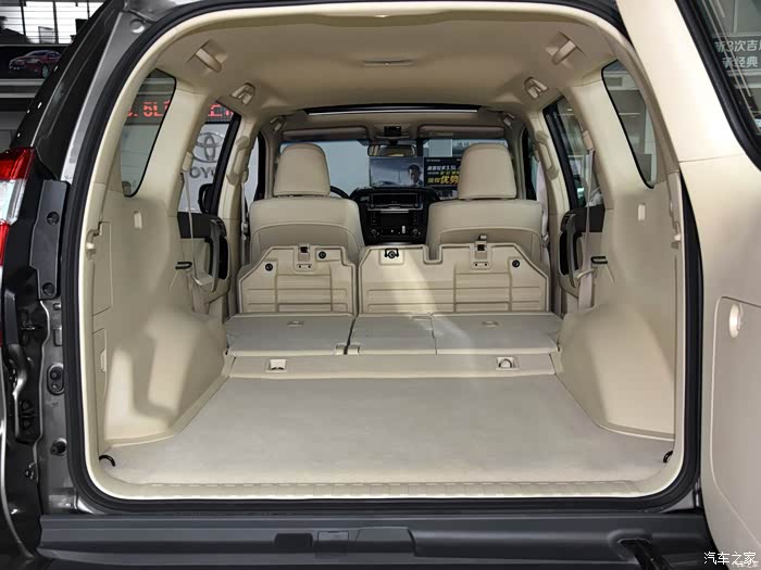 普拉多第二排座椅立起来的能拆了做个快插吗